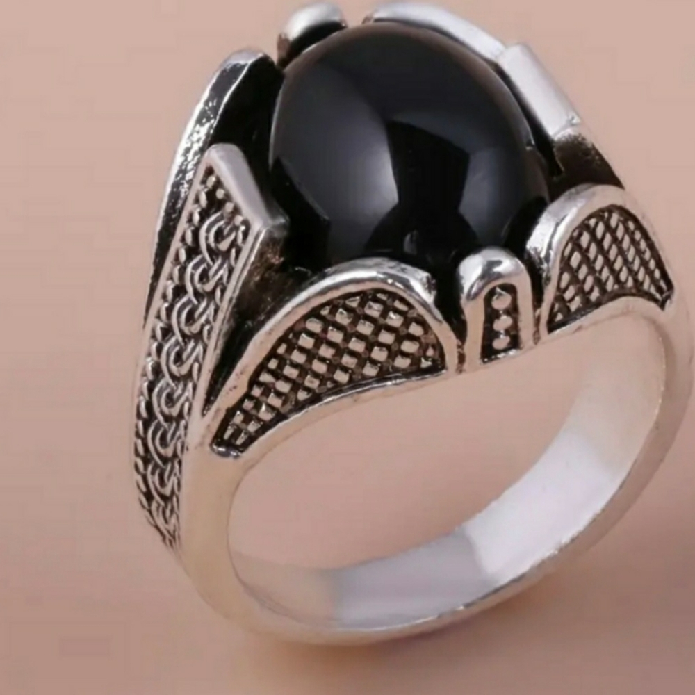 Silver and black precious stone ring, sz 6, NWT - Picture 4 of 6